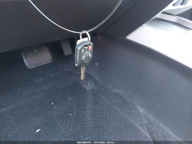 Mercury Mariner Image 10