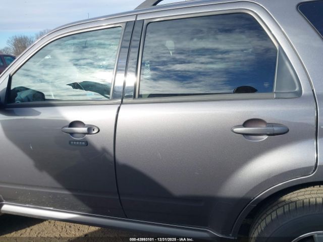 Mercury Mariner Image 6