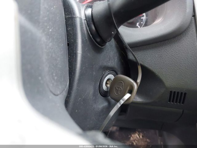 Toyota Corolla S Image 14