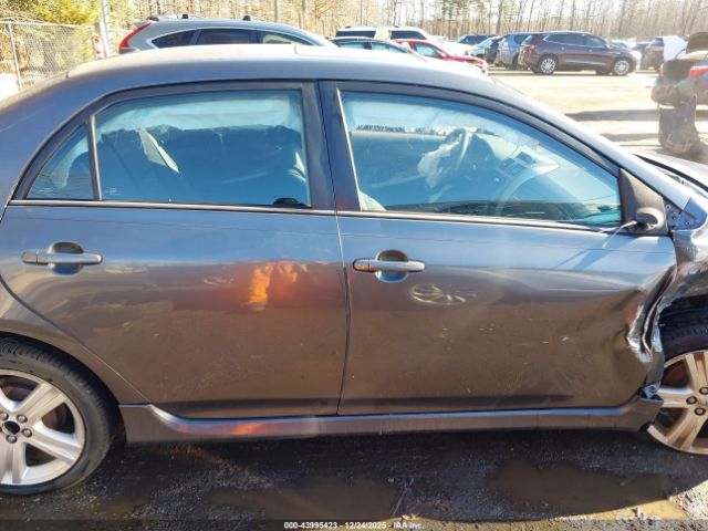 Toyota Corolla S Image 13