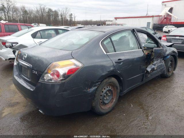 Nissan Altima 2.5 S Image 5