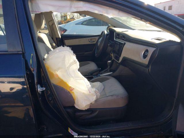 Toyota Corolla Le Image 3