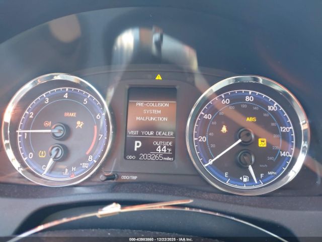 Toyota Corolla Le Image 9