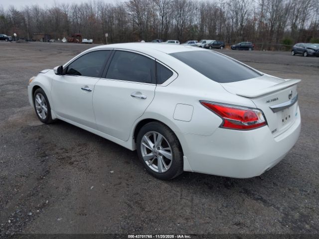 Nissan Altima 2.5 Sv Image 4