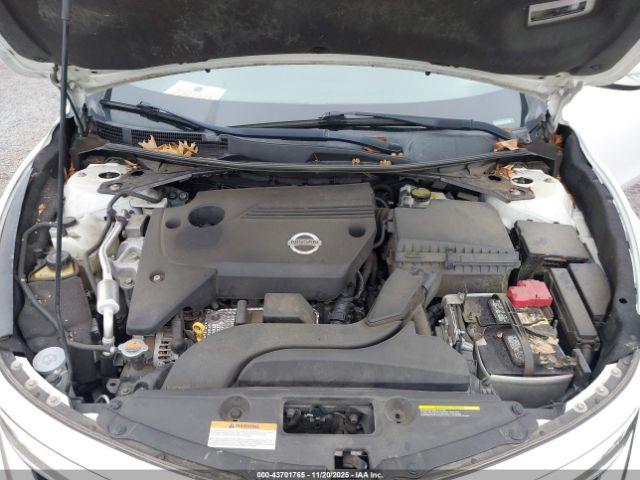 Nissan Altima 2.5 Sv Image 13