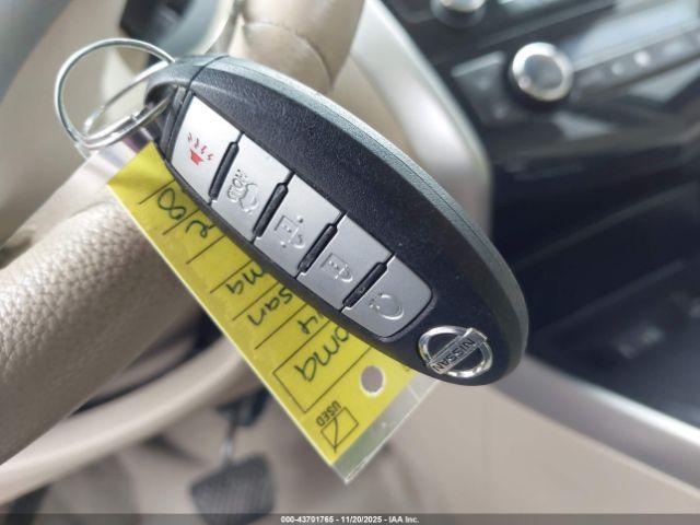 Nissan Altima 2.5 Sv Image 8