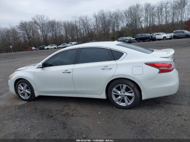 Nissan Altima 2.5 Sv Image 15