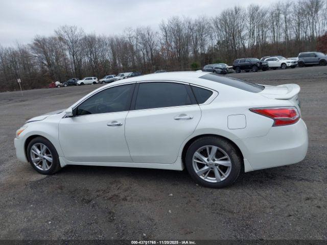 Nissan Altima 2.5 Sv Image 15