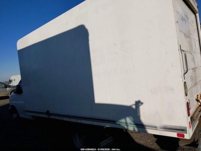 Chevrolet Express Work Van Image 10