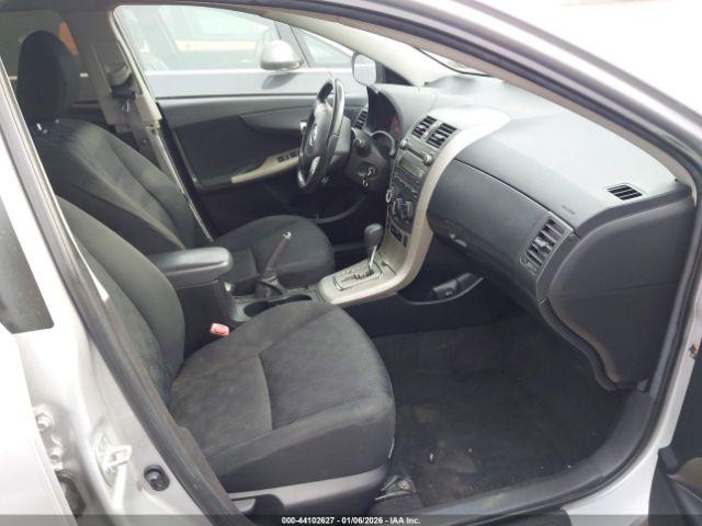 Toyota Corolla S Image 8