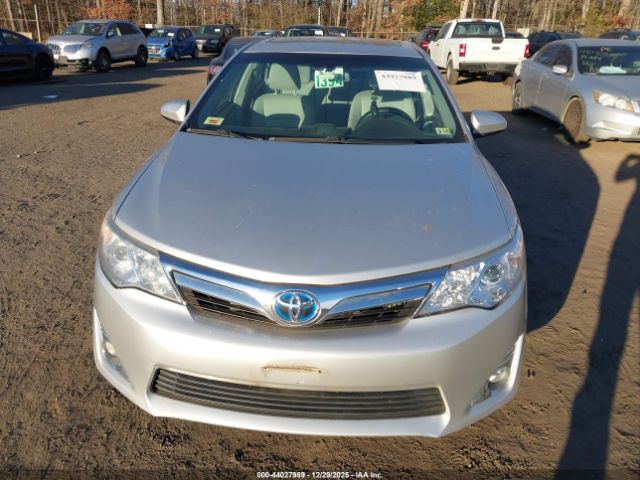 Toyota Camry Xle Image 8