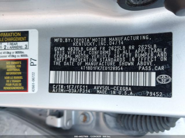 Toyota Camry Xle Image 7