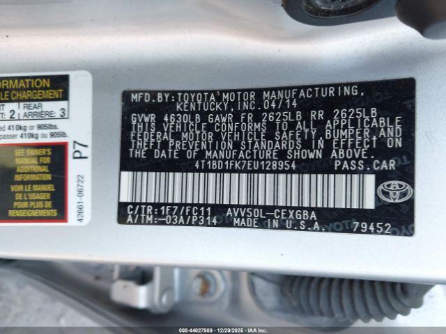 Toyota Camry Xle Image 7