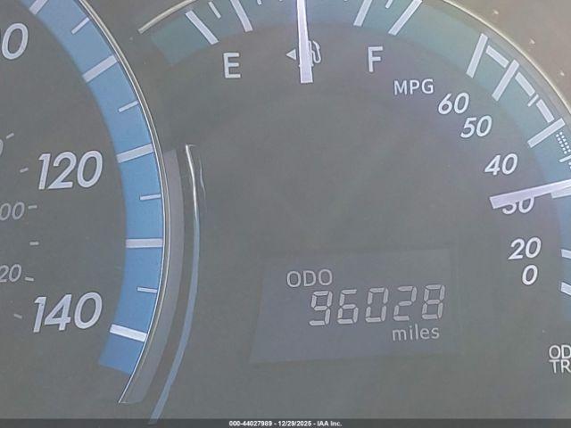 Toyota Camry Xle Image 15