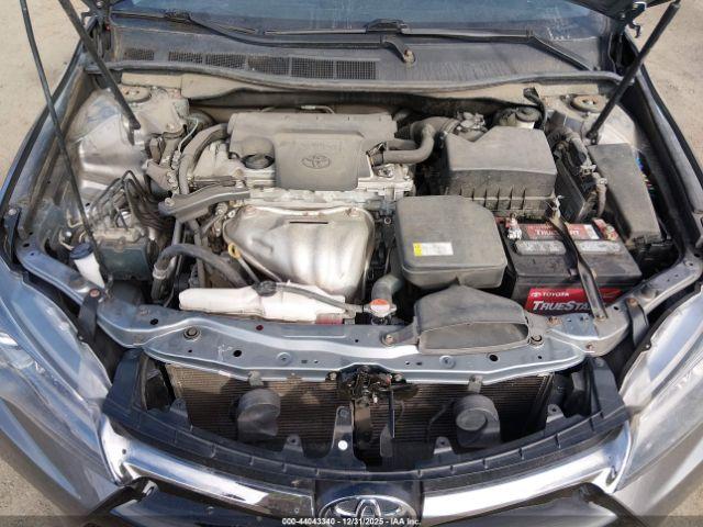 Toyota Camry Se Image 14