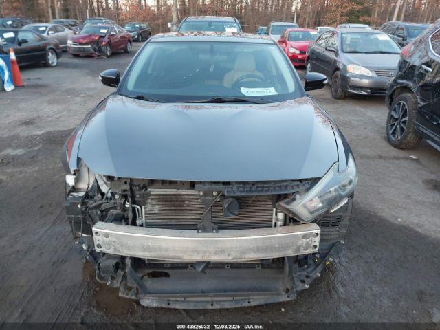 Nissan Maxima 3.5 Sl Image 10