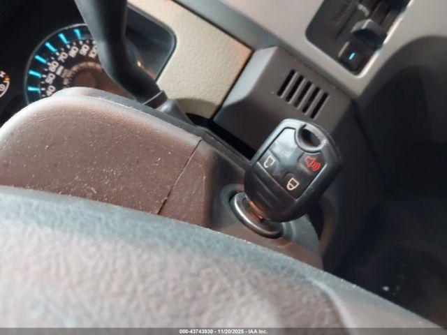 Ford F-150 Xlt Image 12