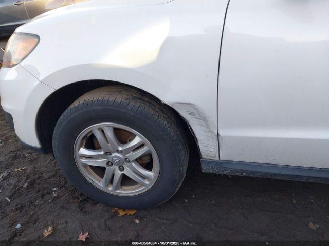 Hyundai SANTA FE Gls V6 Image 8