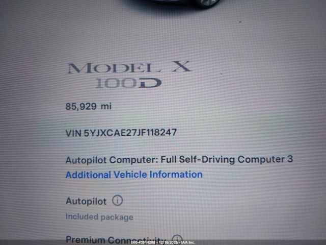 Tesla Model X Image 11