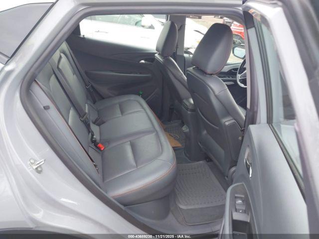 Chevrolet Bolt Fwd Premier Image 17