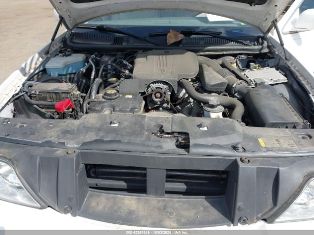 Lincoln Towncar Signature Limited Image 10