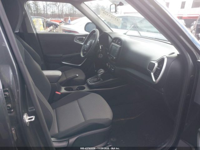 Kia Soul Lx Image 17