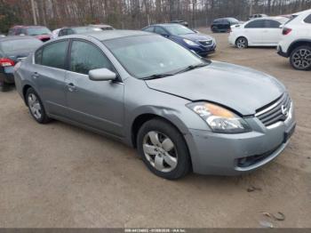  Salvage Nissan Altima