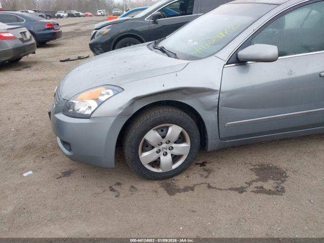 Nissan Altima 2.5 S Image 8