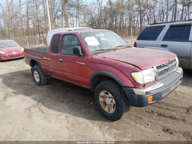  Salvage Toyota Tacoma