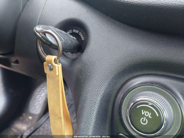 Dodge Dart Sxt Image 3