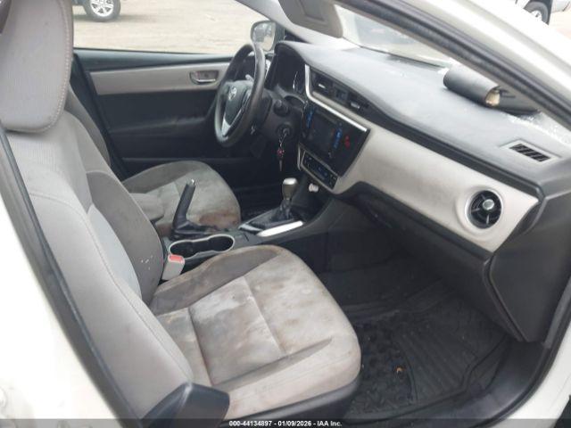 Toyota Corolla Le Image 14