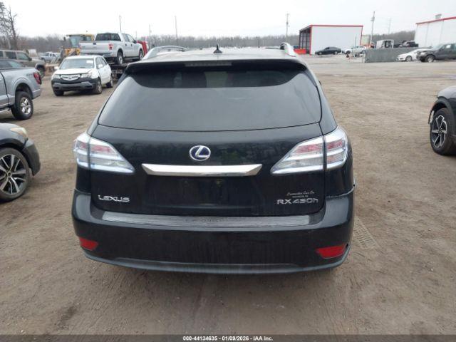 Lexus RX Image 5